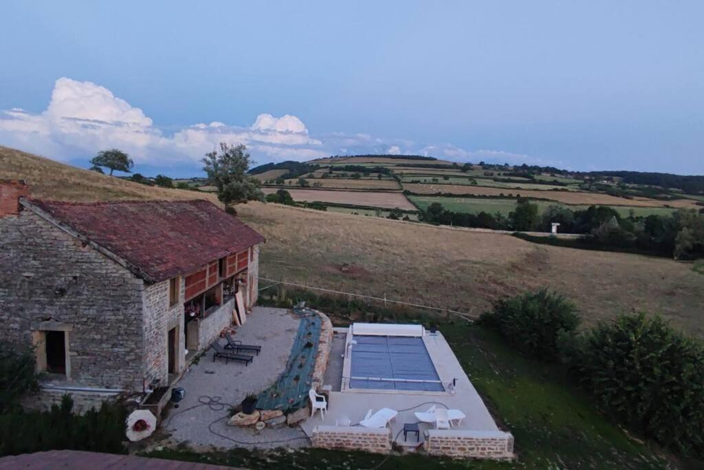 Gite Dans Ancien Moulin Sainte-Helene  Extérieur photo