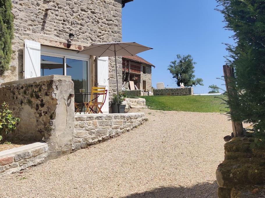Gite Dans Ancien Moulin Sainte-Helene  Extérieur photo